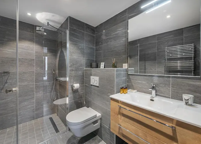 Les Flambeaux: Mountain Retreat With Summer Multipass Option Apartment