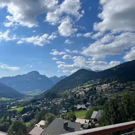 Les Flambeaux: Mountain Retreat With Summer Multipass Option Chatel