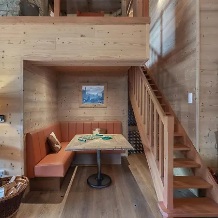 Les Flambeaux: Mountain Retreat With Summer Multipass Option Apartment Chatel
