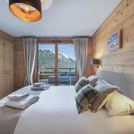 Apartment Les Flambeaux: Mountain Retreat With Summer Multipass Option