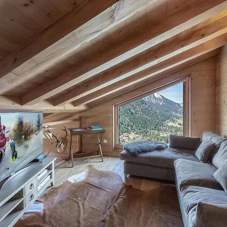 Les Flambeaux: Mountain Retreat With Summer Multipass Option * Chatel